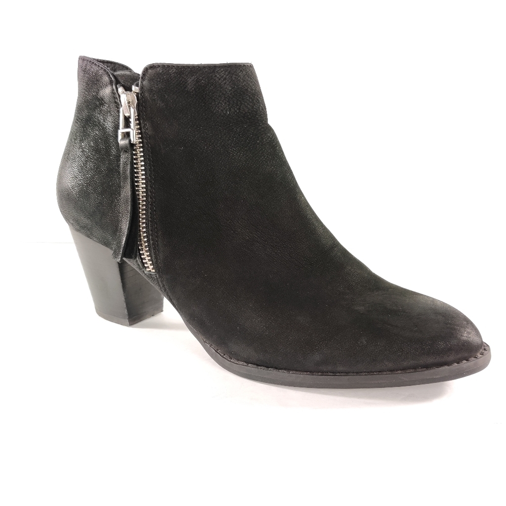 Vionic Sterling Black Nubuck Ankle Boots 9